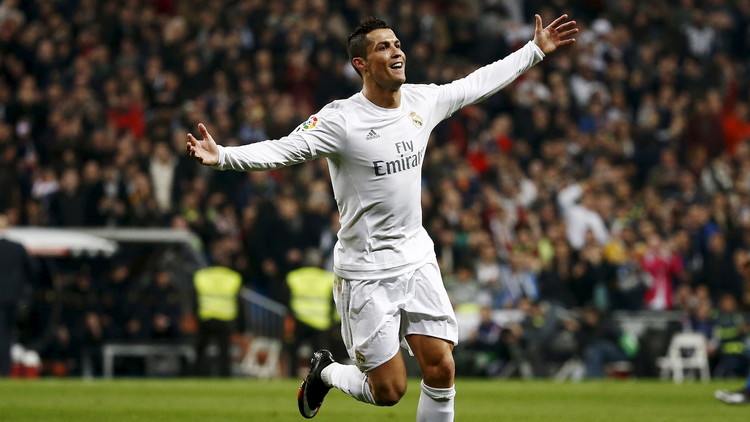 بالصور.. ريال مدريد يكرم إسبانيول بسداسية 